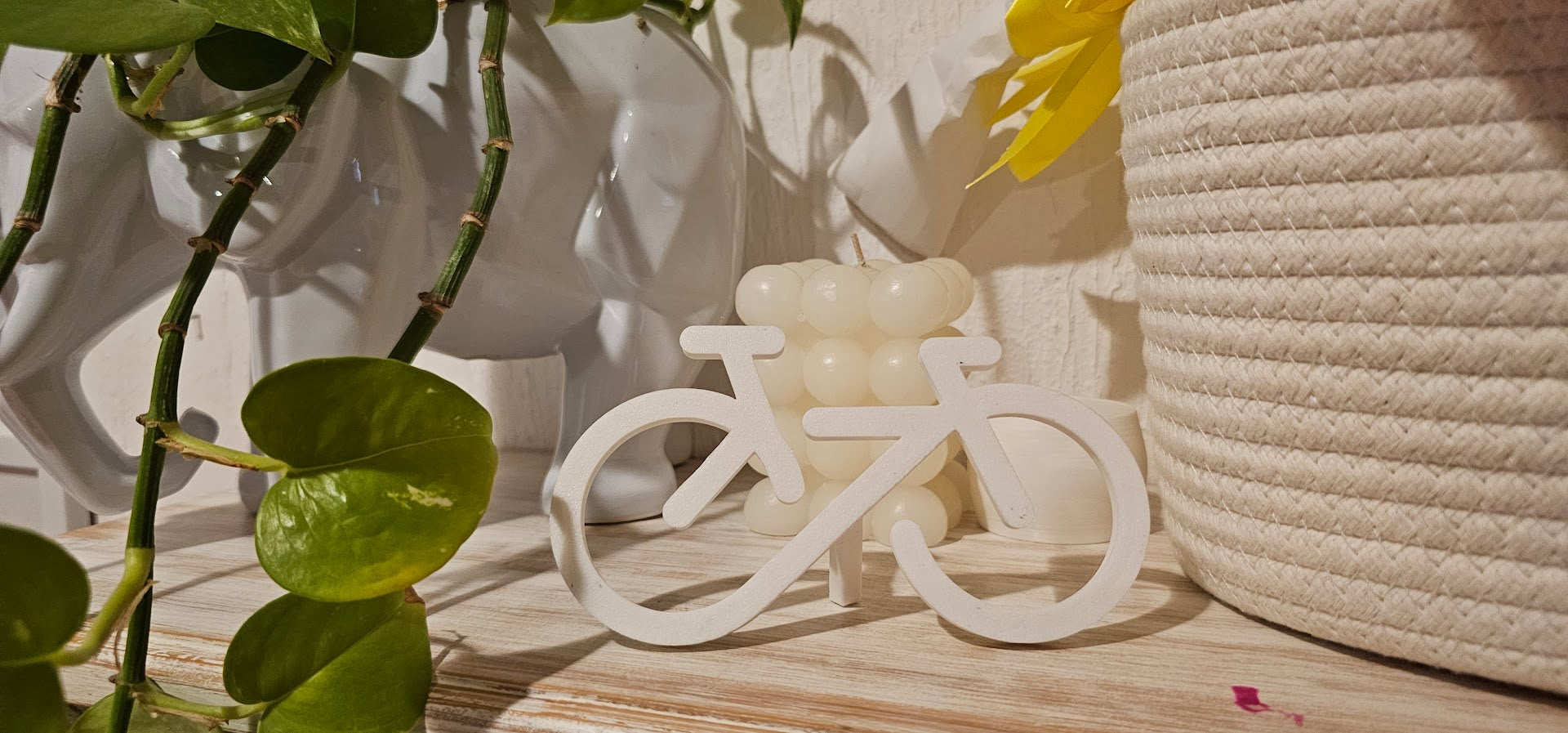 Infinity Bike – Minimalist Decor