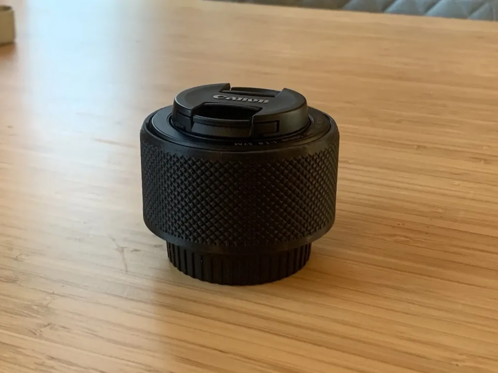 Canon EF 50mm F1.8 STM Lens Hood