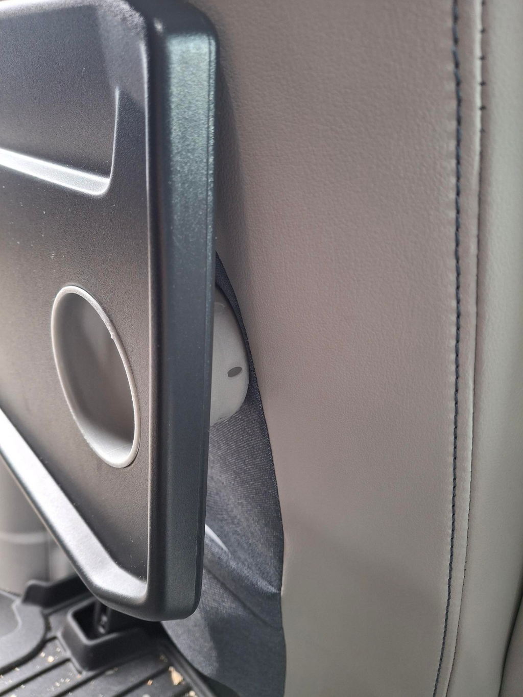 ID Buzz Cup Holder