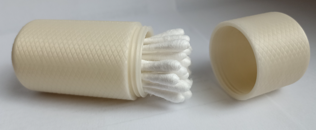 Travel container | Cotton swab | No supports