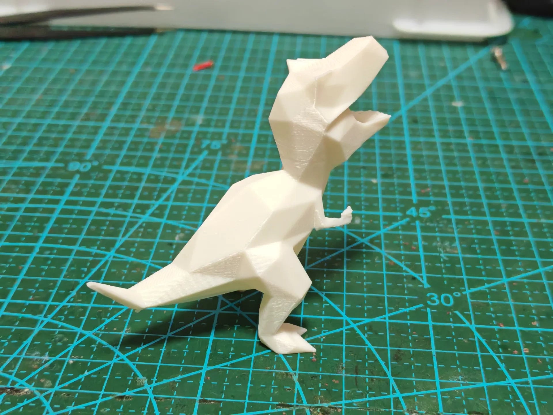 仅需8g耗材的低多边形霸王龙Low-poly U2933