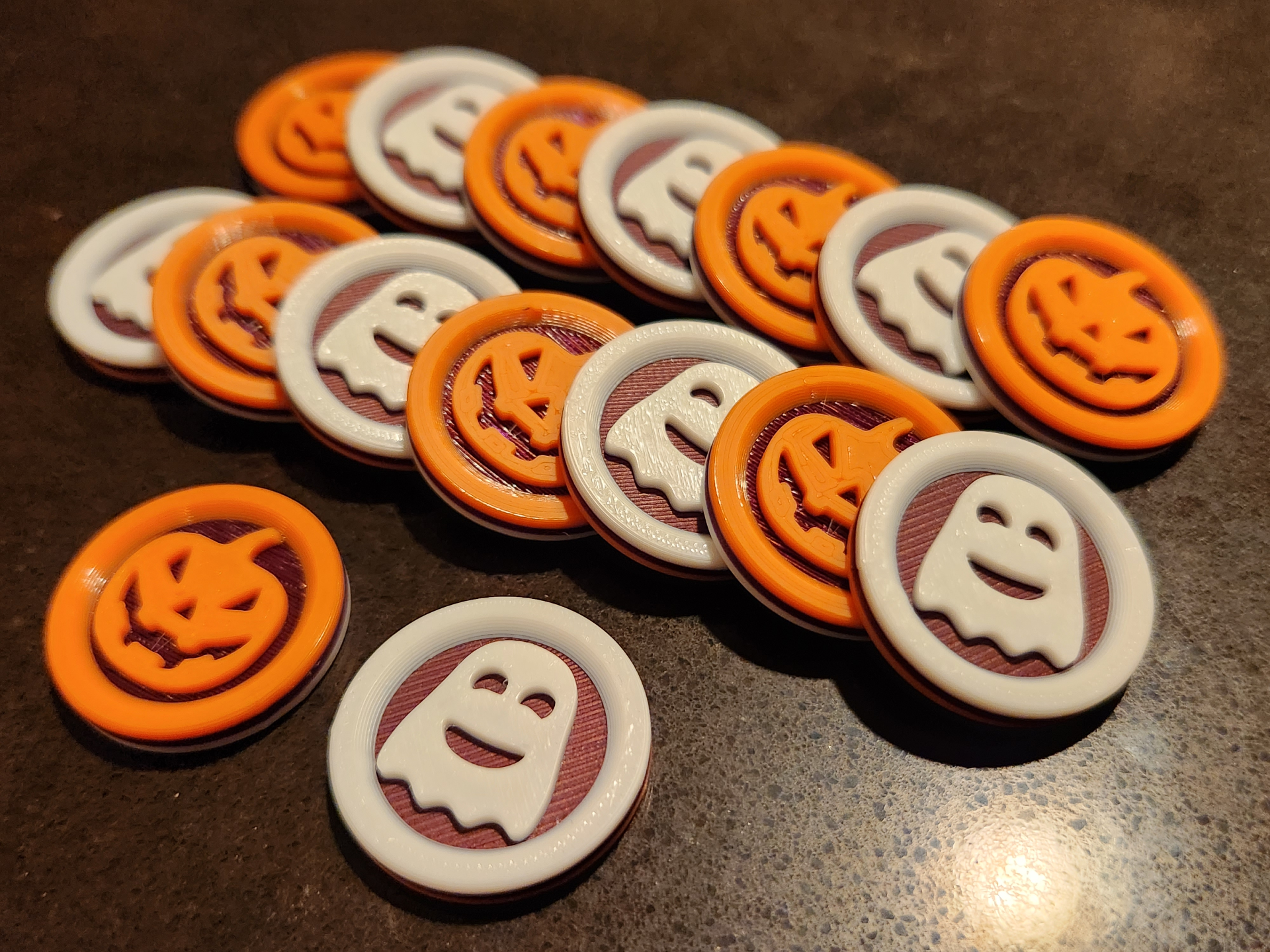Halloween Othello Board Game (Reversi)
