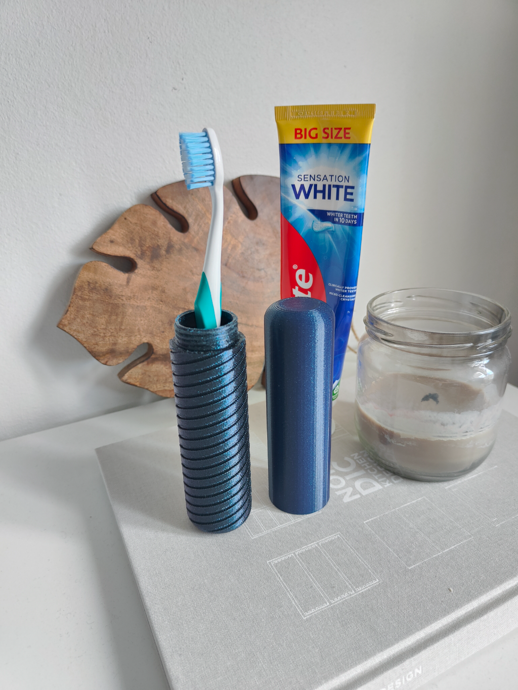 Portable Travel Toothbrush Case - Spiral pattern