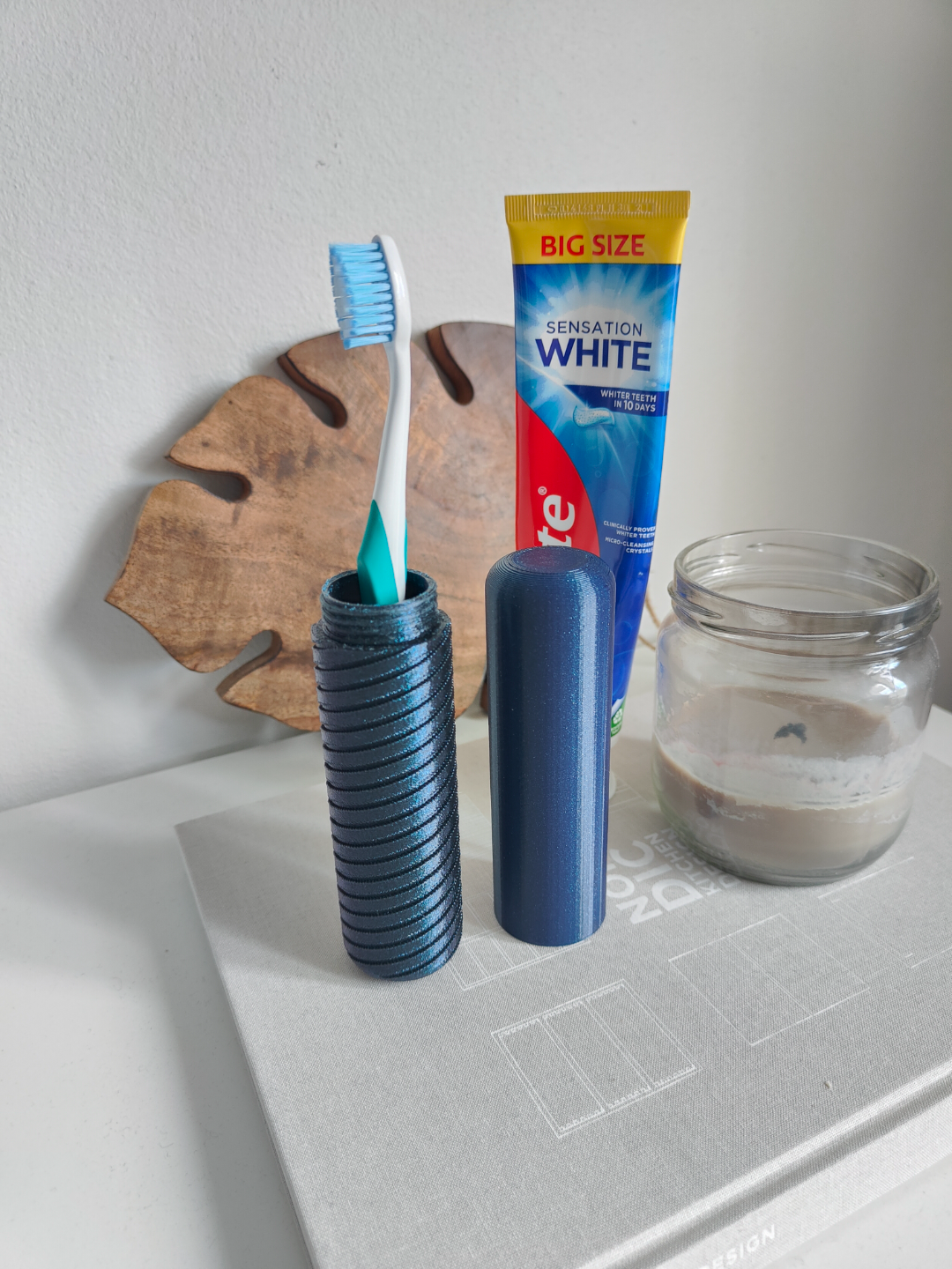 Portable Travel Toothbrush Case - Spiral pattern