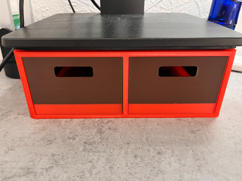 Monitor stand / support