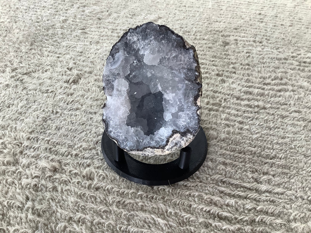 Geode Stand