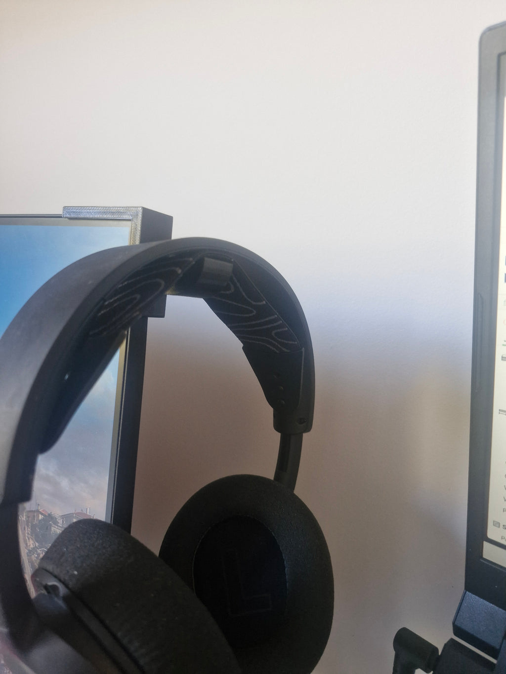 Universal Corner Headphone Hanger No Glue No Tools