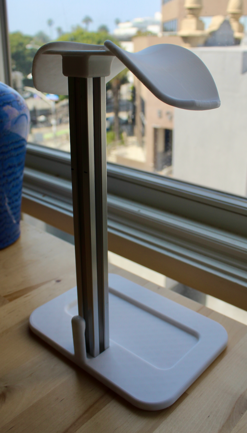 Apple Vision Pro Stand for 2020 Aluminum Extrusion
