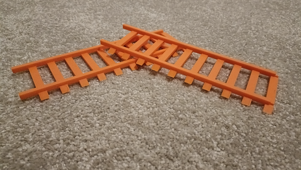 Straight Train Track
