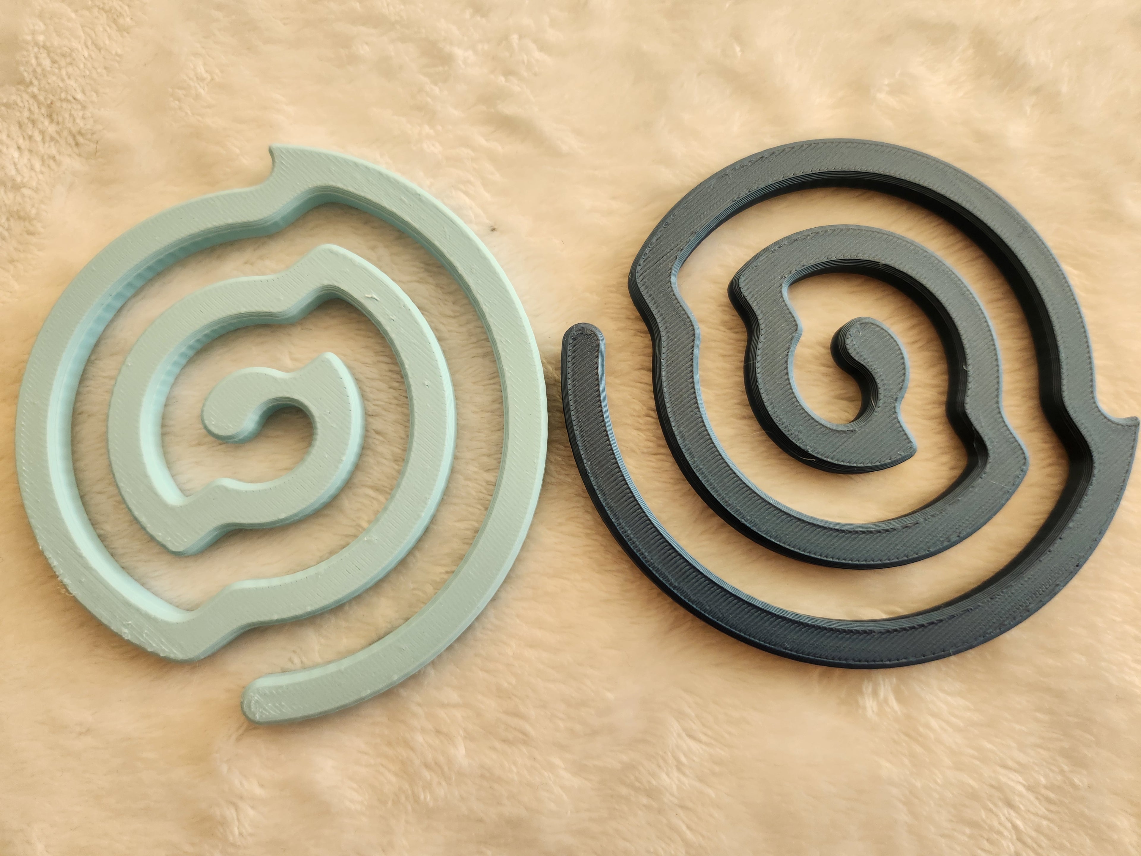 Intertwining Drink Coaster