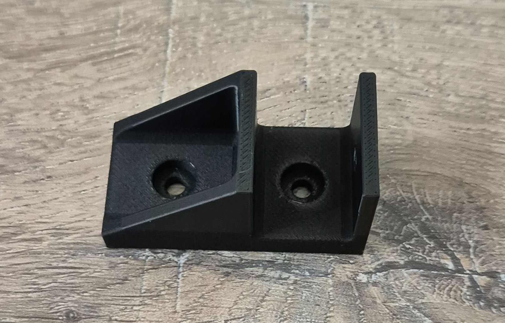 18 mm shelf bracket - Equerre étagère ep 18 mm