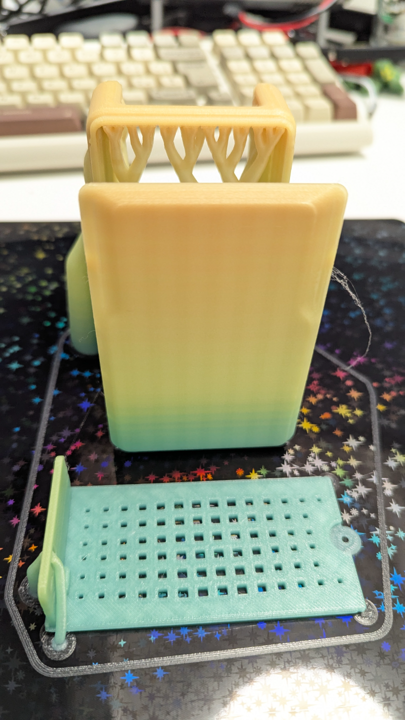 Raspberry Pi5 case with M2 Hat Seeedstudio