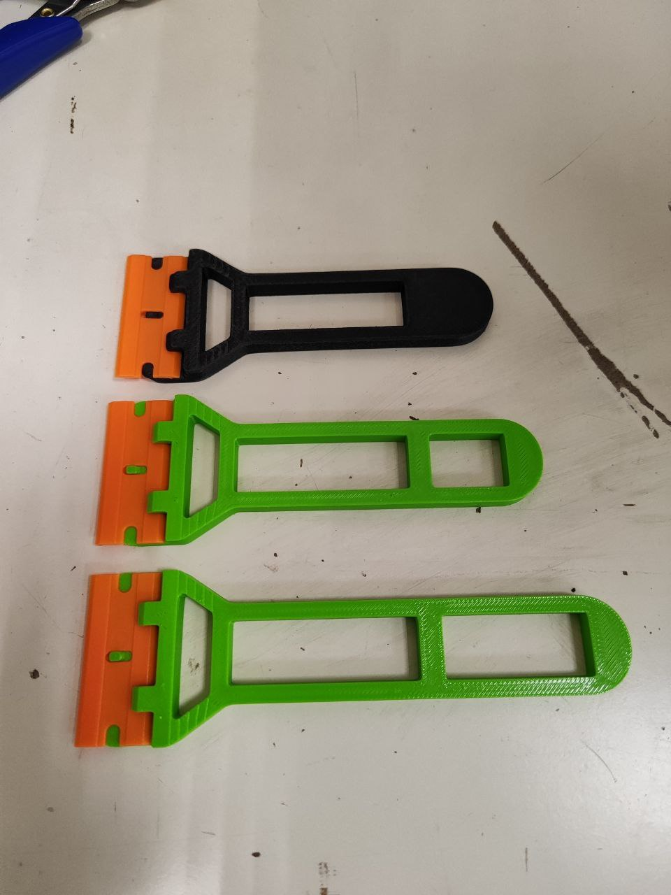 Plastic Blade Scraper chamfered