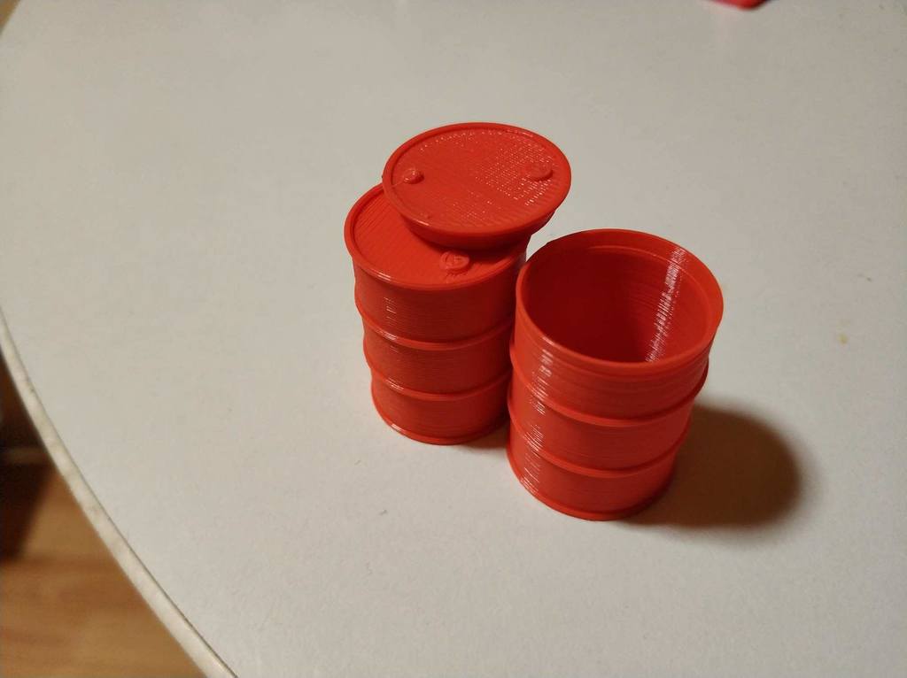1/35 scale oil barrel