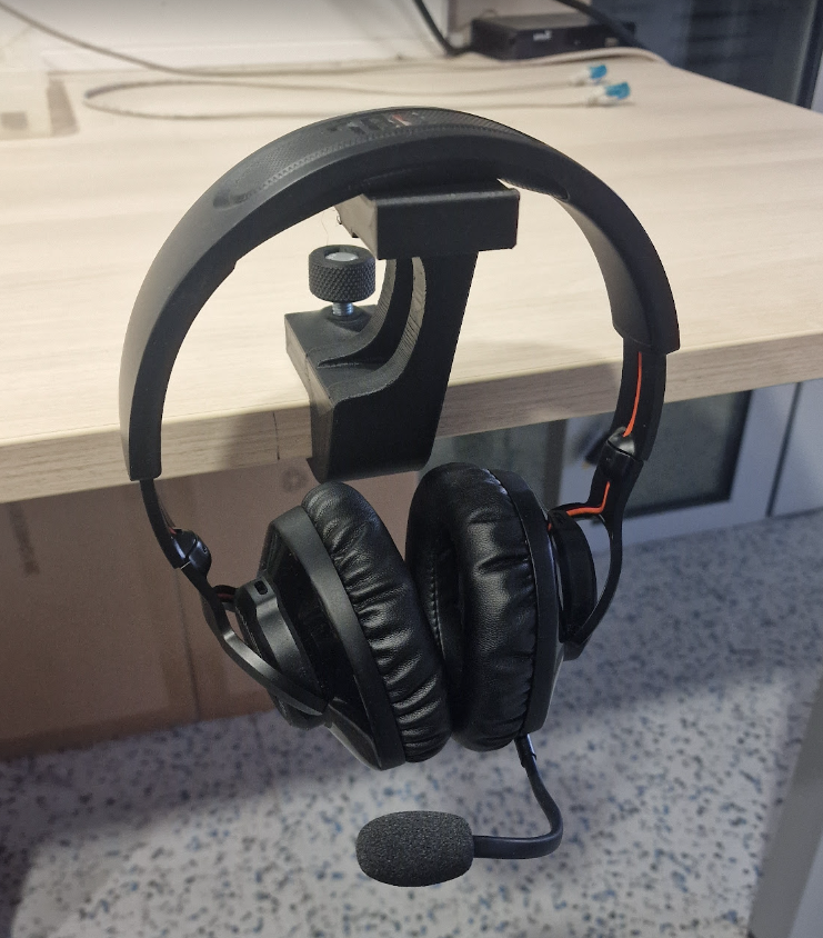 Headphone stand - raised desktop mount