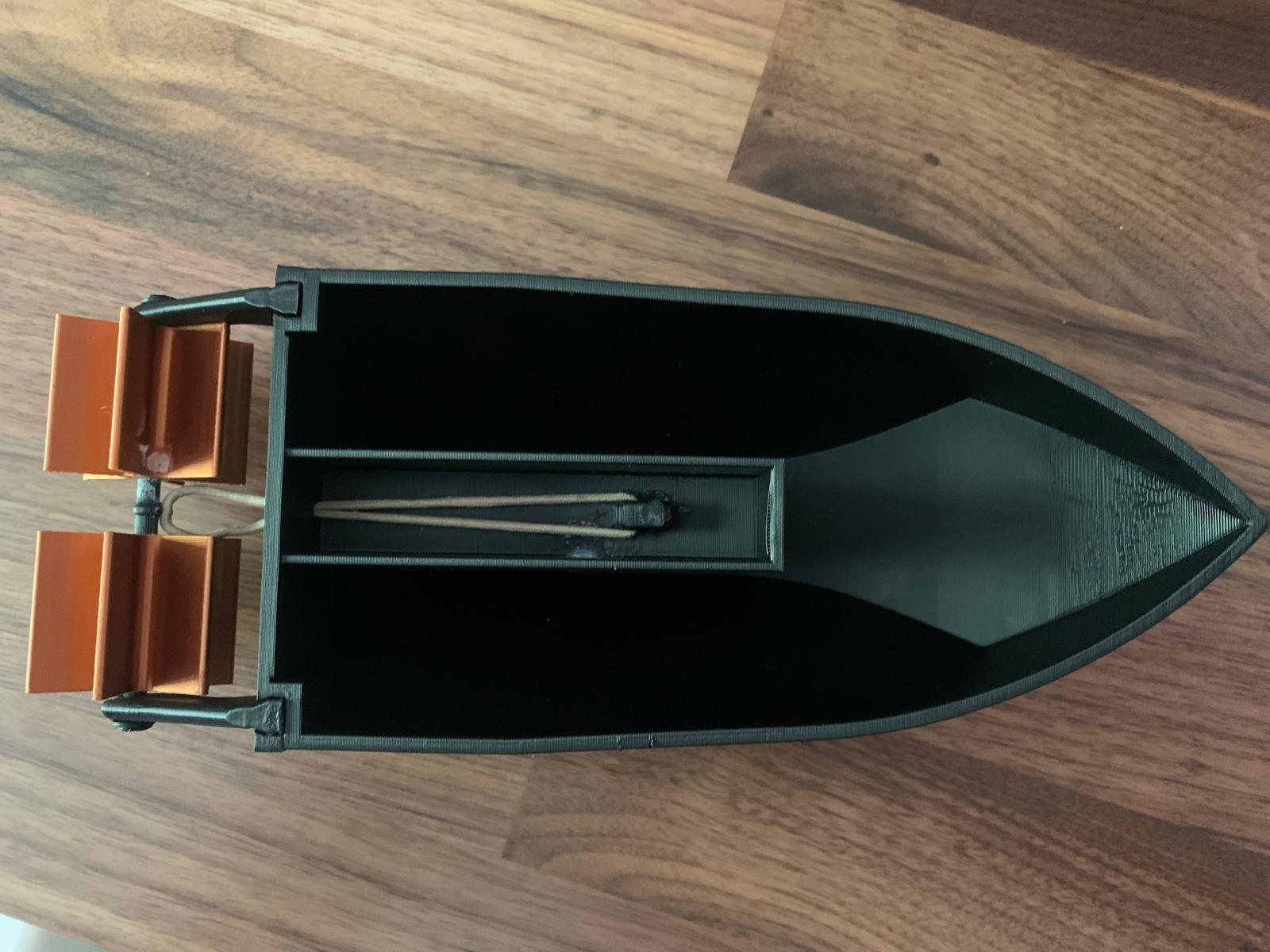 Rubber band boat