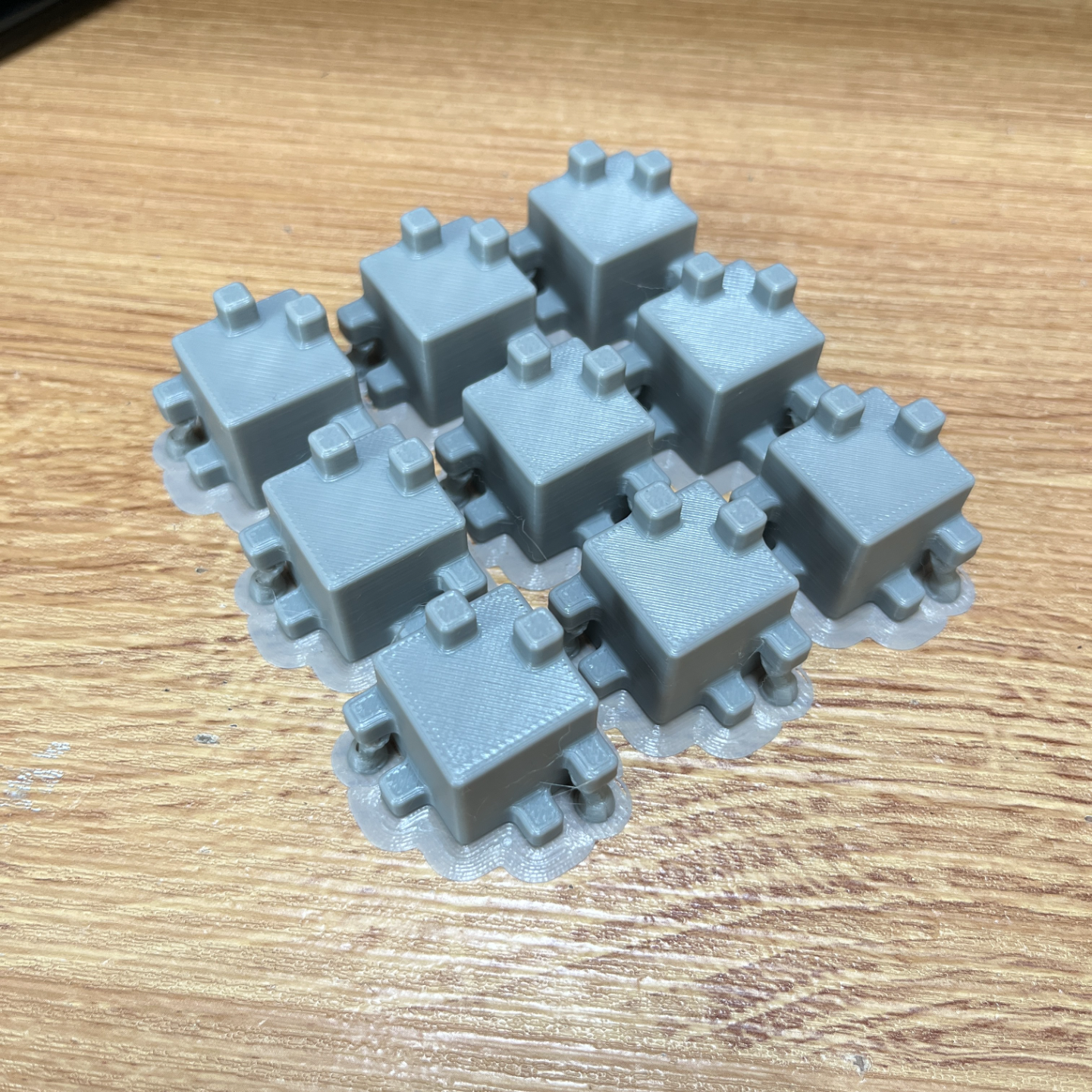 2020 アルミフレーム用コーナーブロック