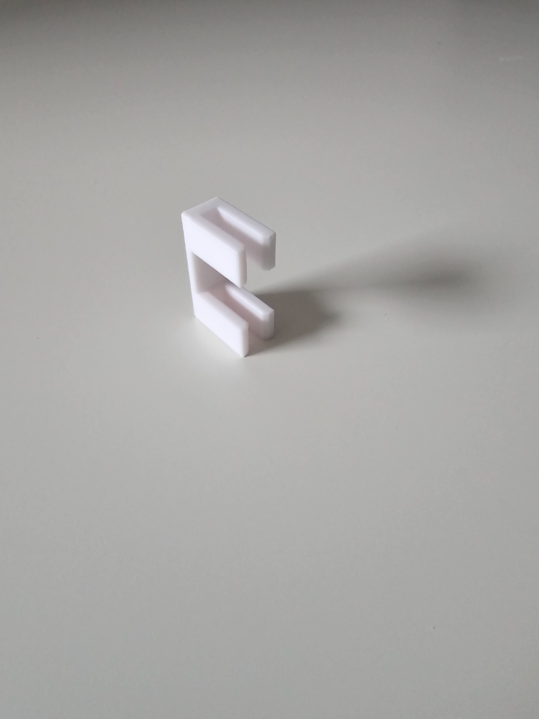 Befestigung für ein LED Band am HEXALEAF