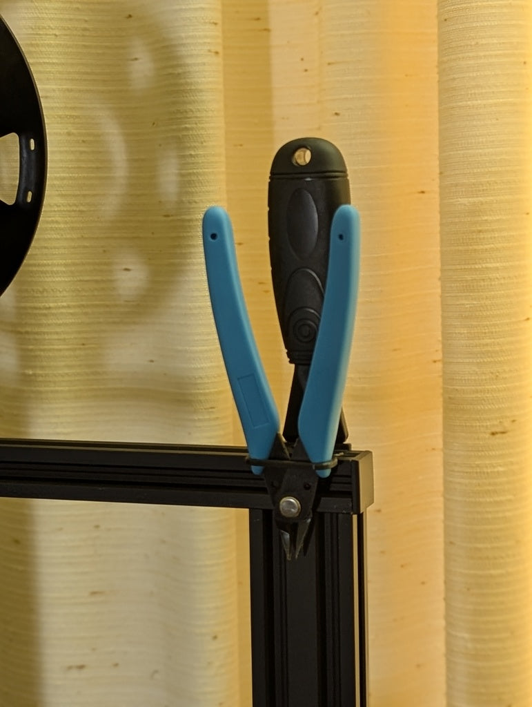 Spatula and Clippers Tool Holder for Ender 3 V2