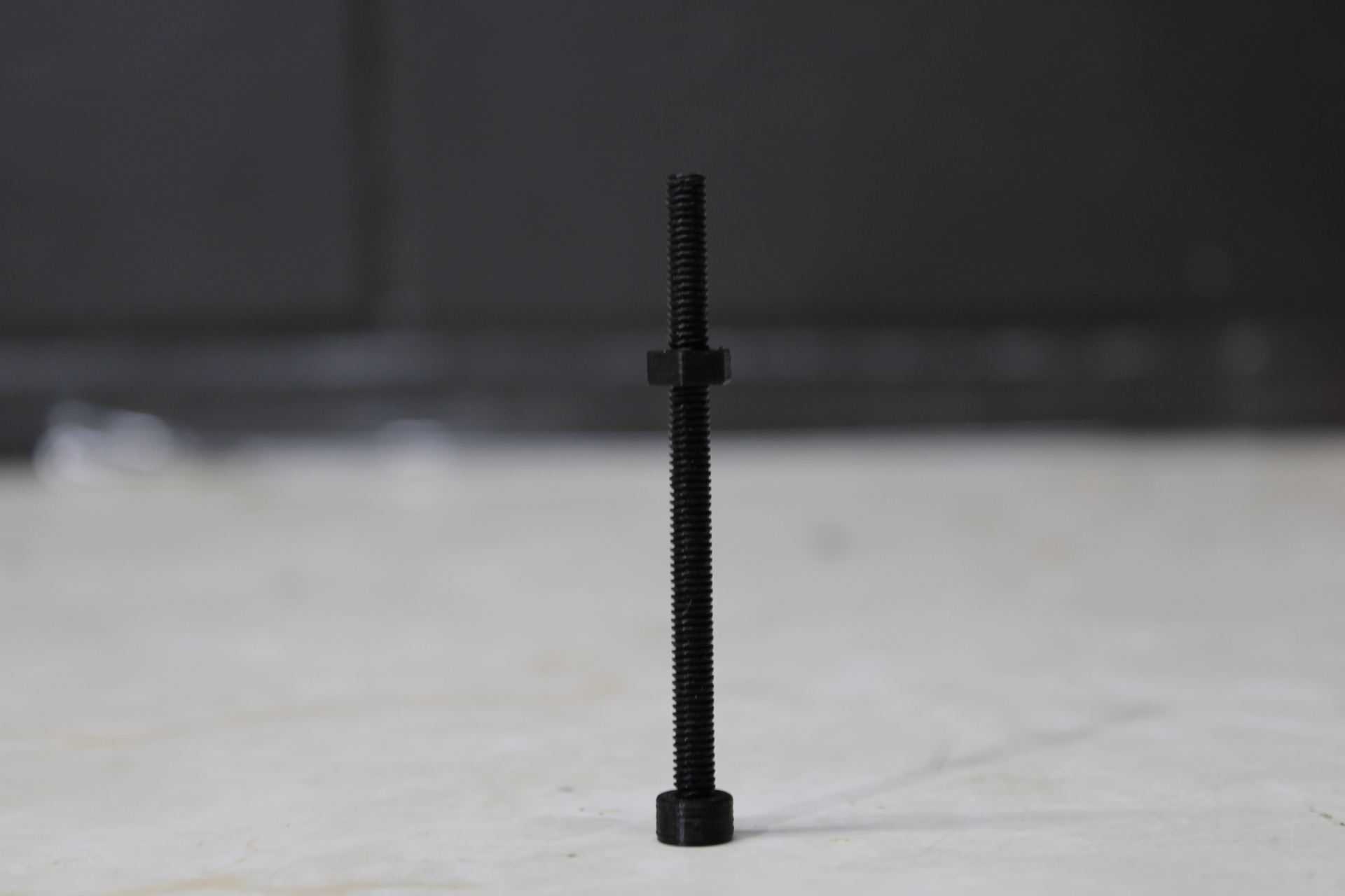 Working M4 Screws and Nut