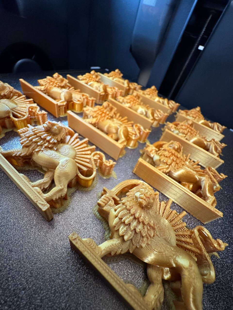 Lion & Sun شیر و خورشید