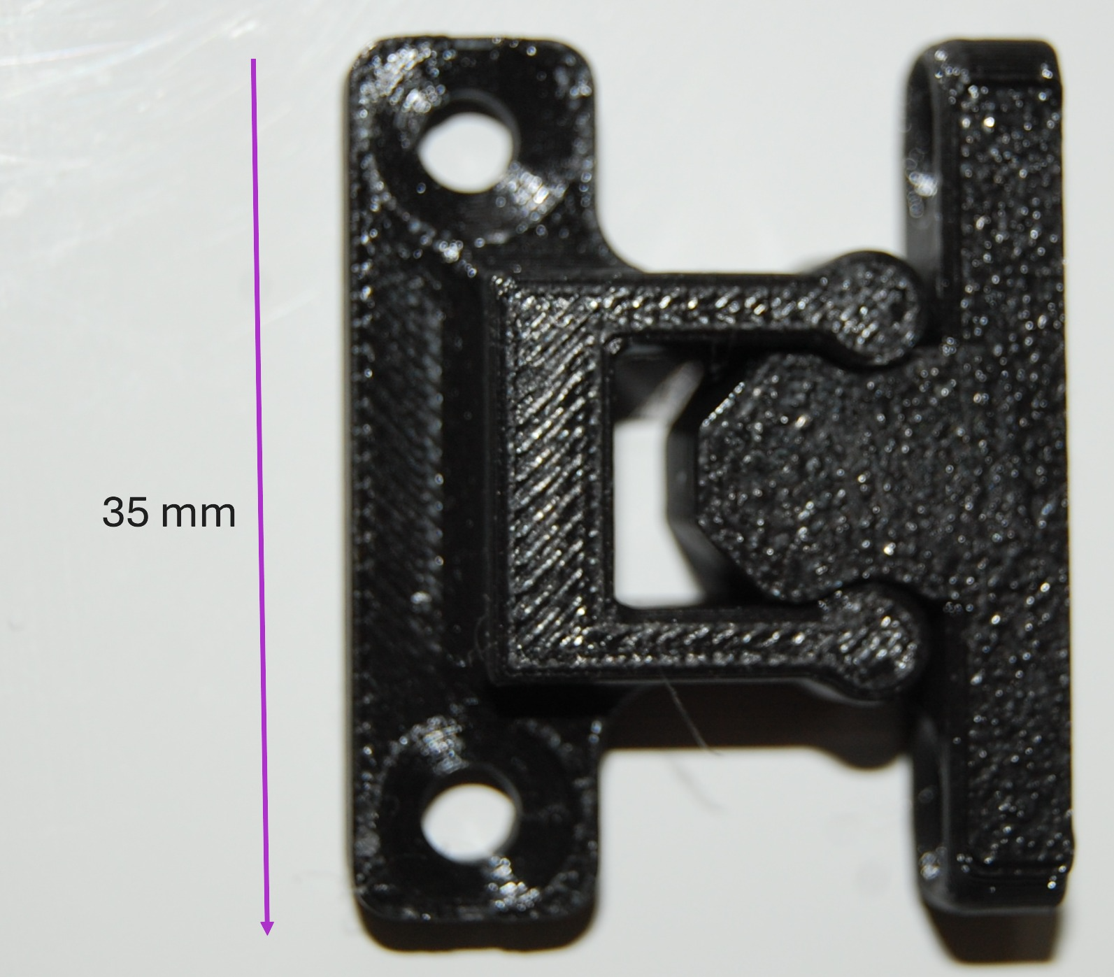 Door latch