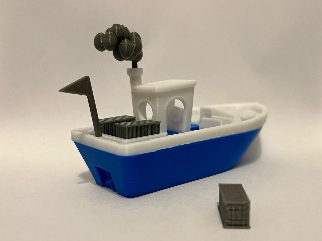 Stable floating Benchy w. Cargo Smoke & Flag (AMS)