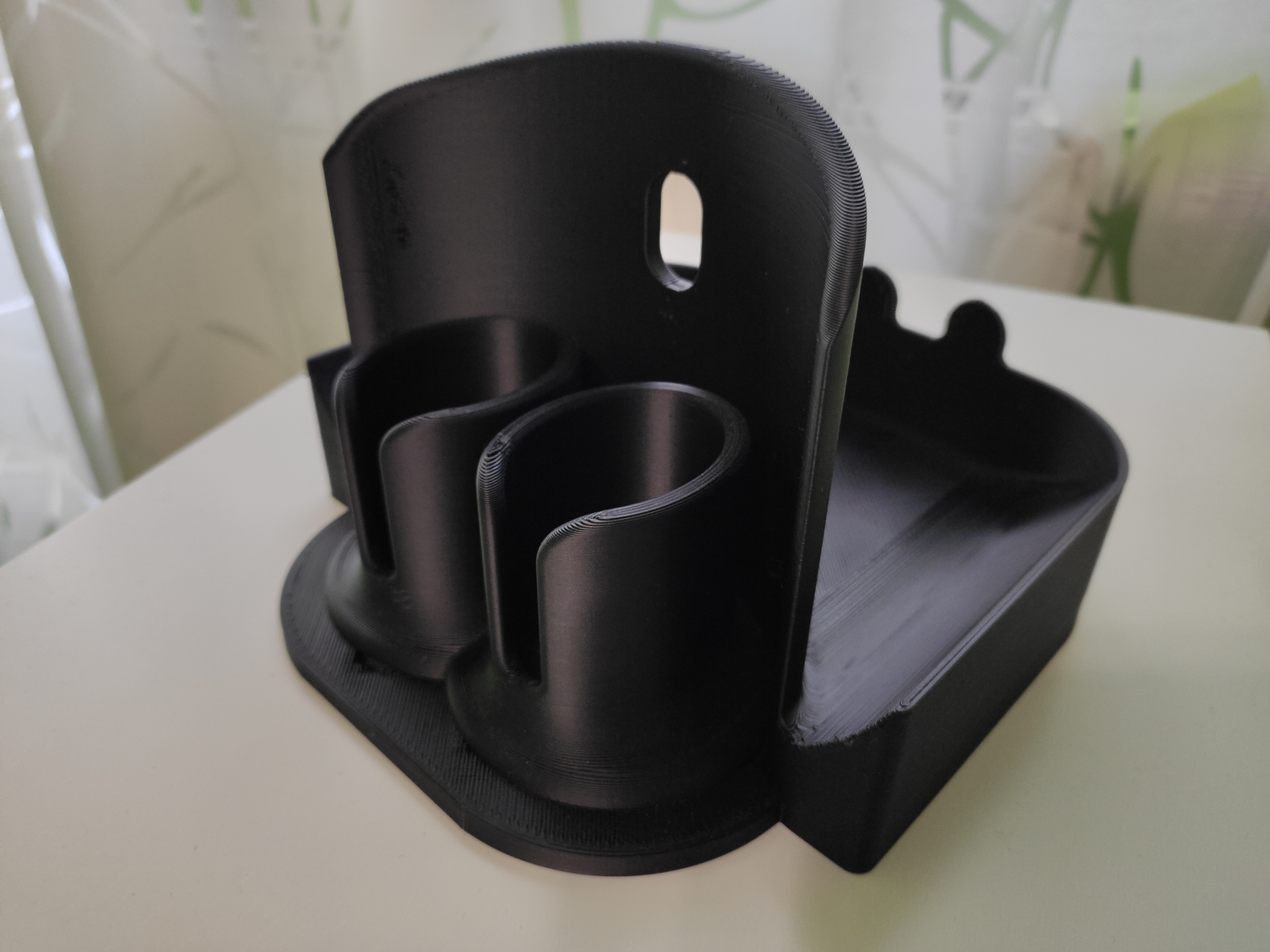 Meta Quest 3 privacy + controller stand (clean)