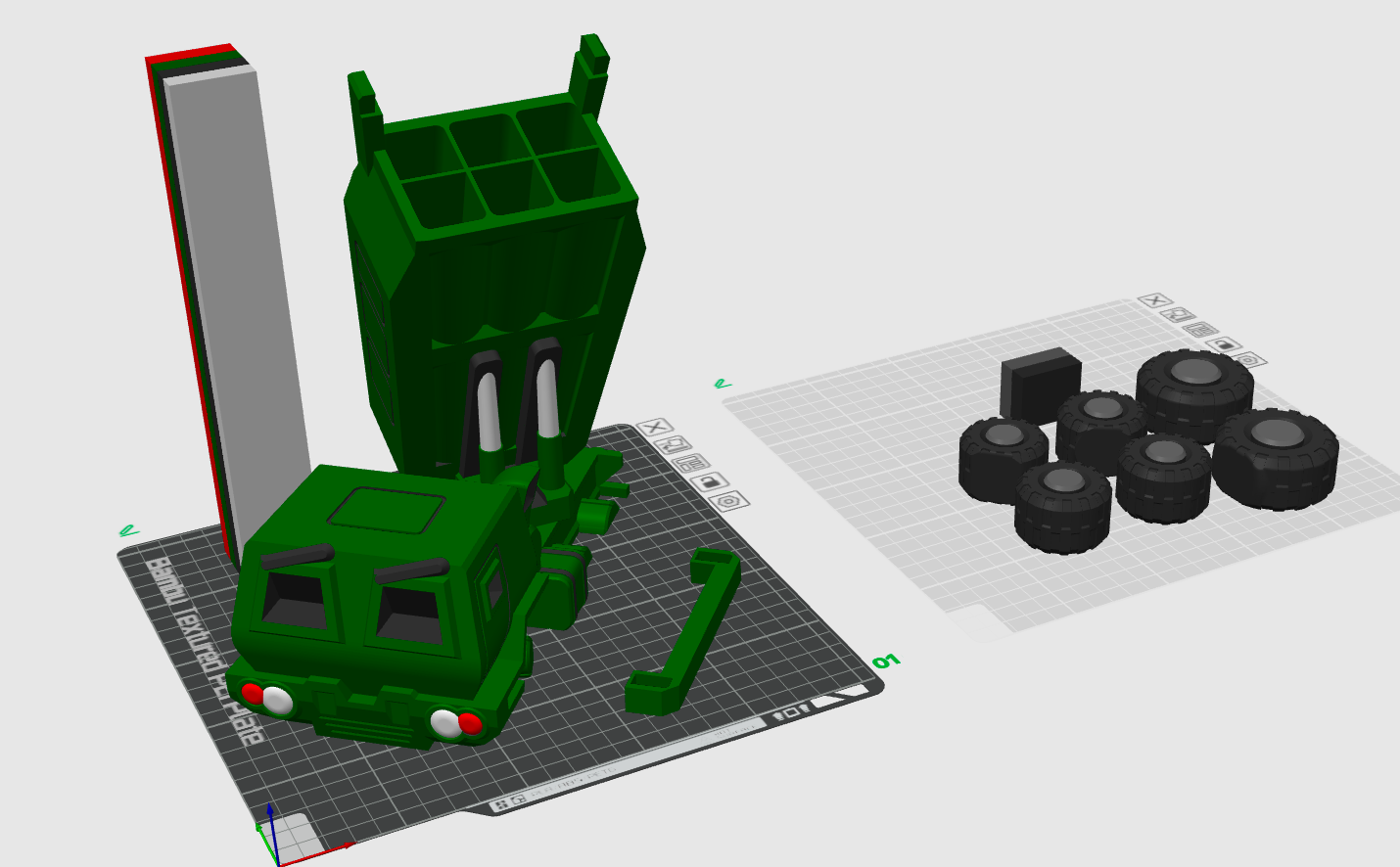 M142 HIMARS desk pen holder