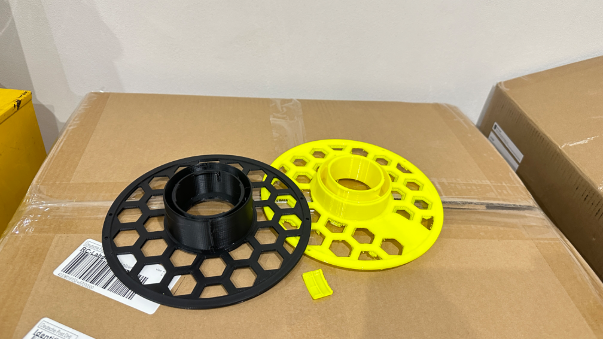 Bambu Reusable Hex Spool with Label