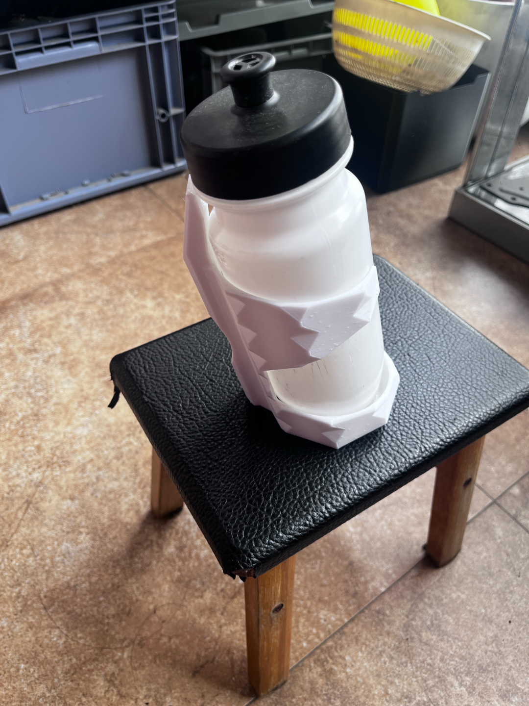 Cycling kettle rack（水壶架）