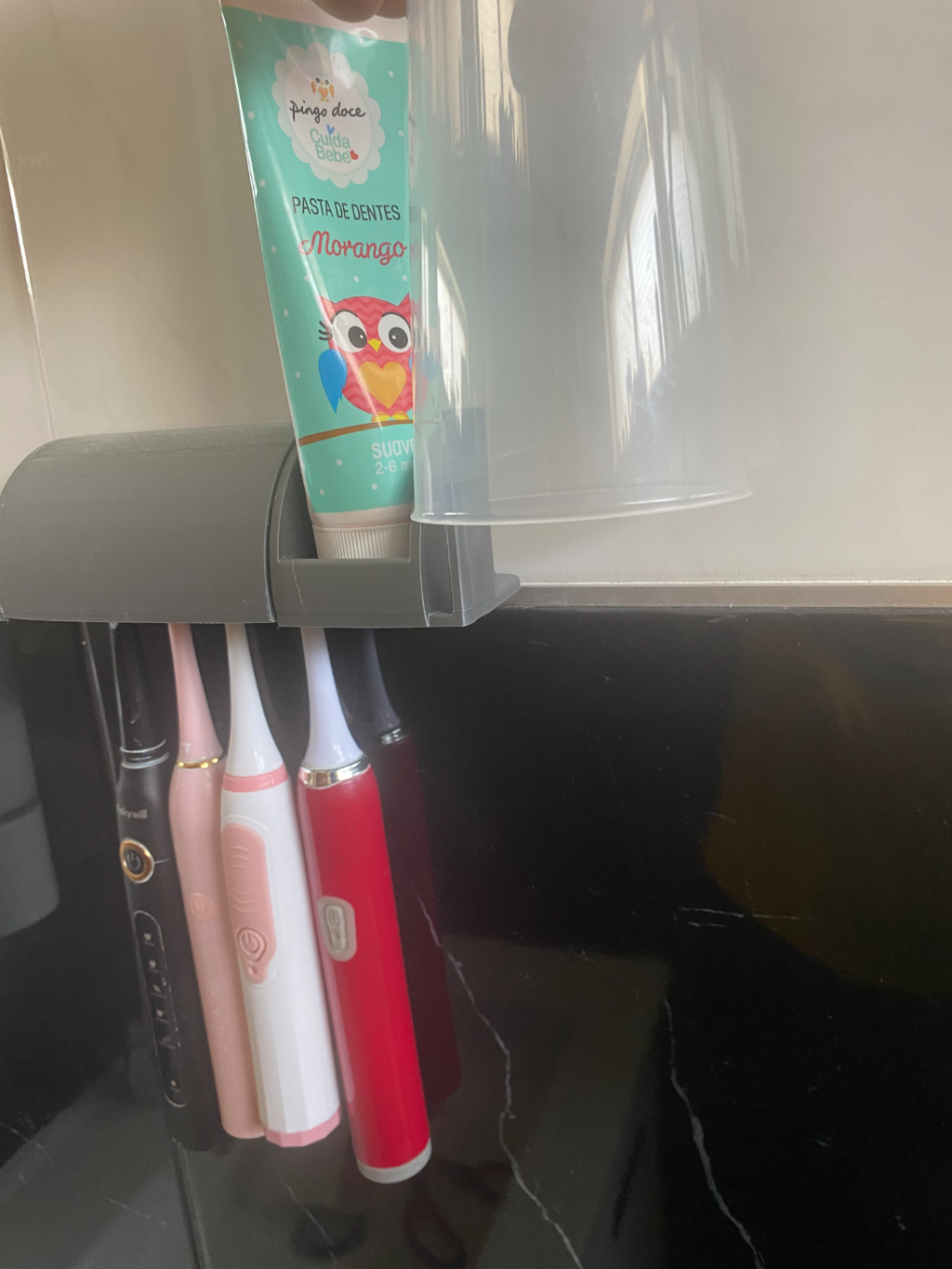 toothbrush holder