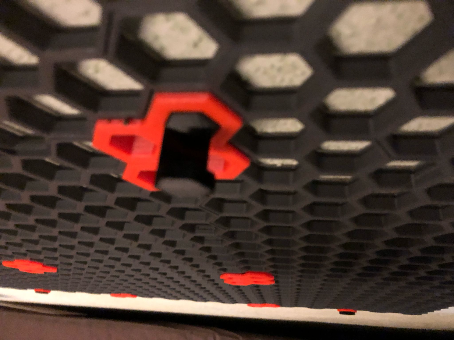 Hook with 30° angle (for hanging up drones in my case) - Honeycomb storage wall