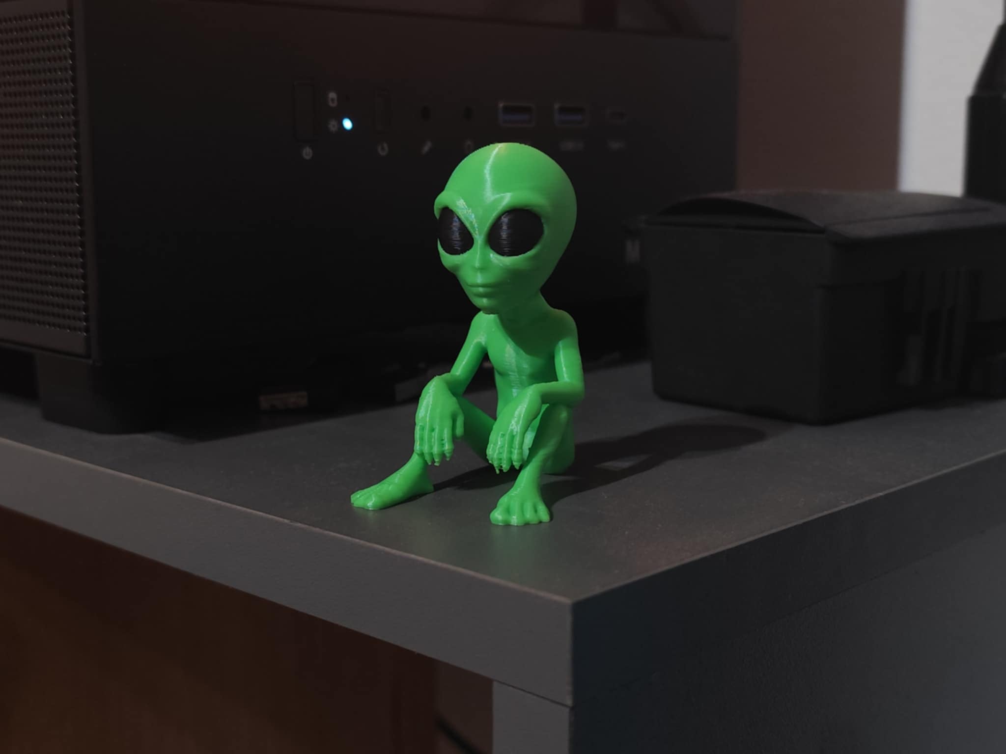Sitting Alien