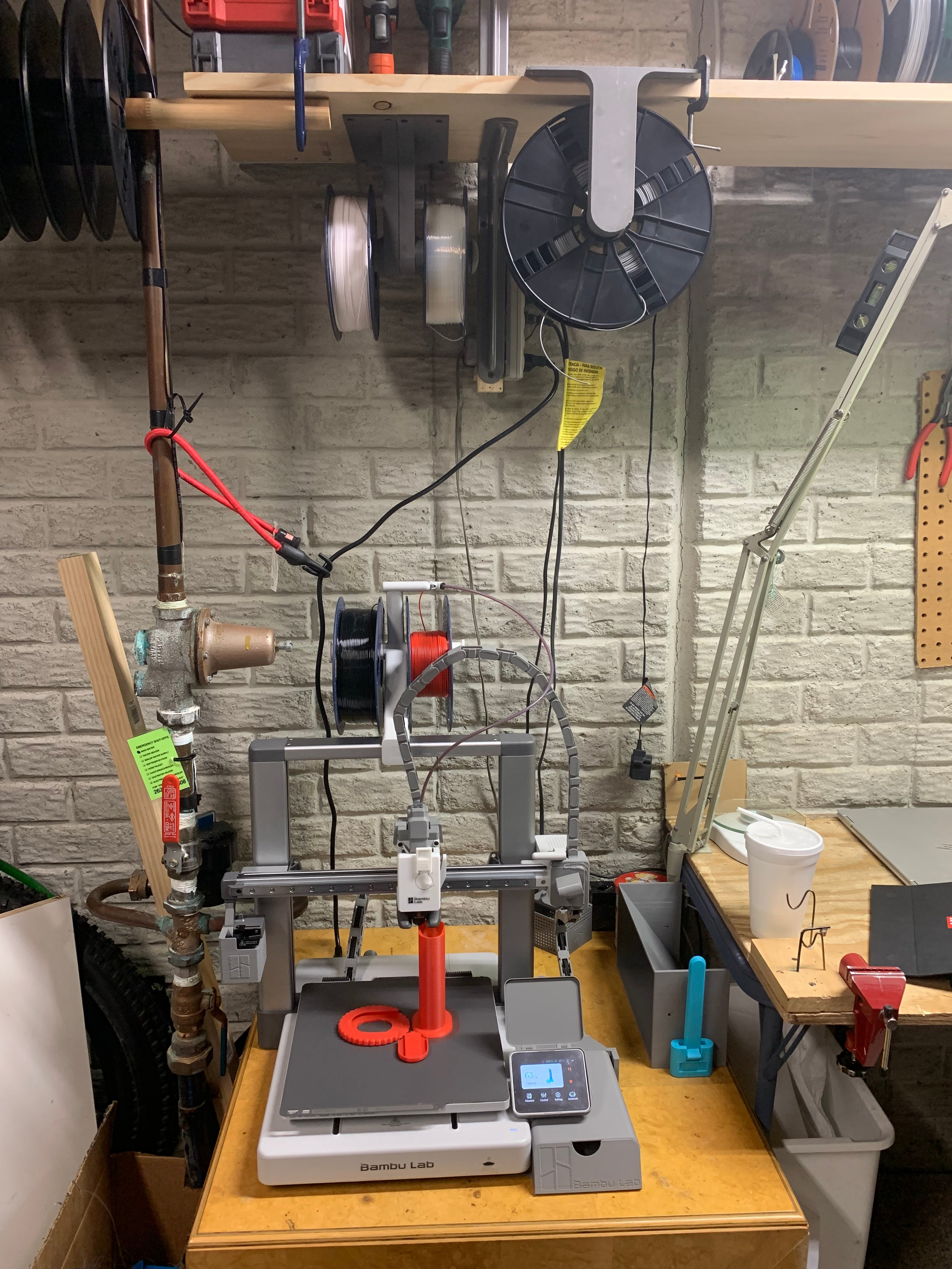 Spool Holder Screw-On