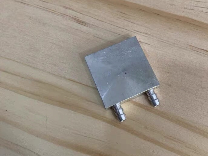 5.5cm冷头半导体制冷片水冷散热器 磁吸外壳