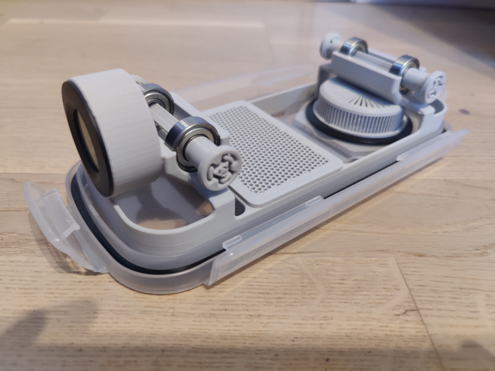 Upside Down Filament Dry Box with Round Hygrometer
