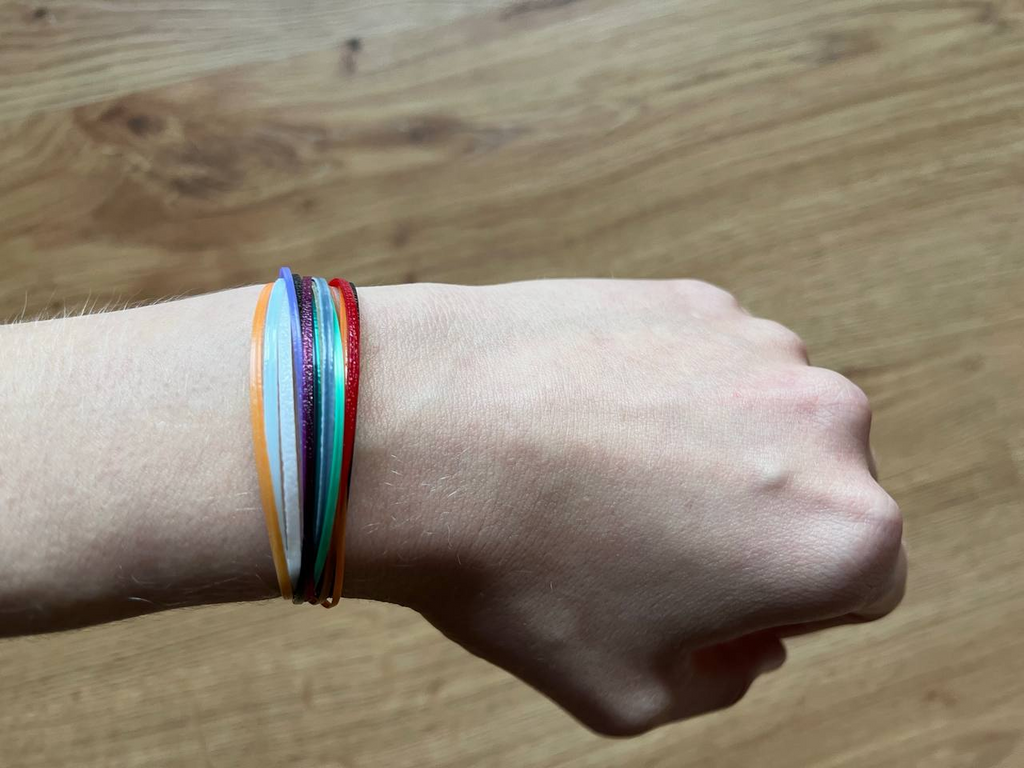 Poop string bracelet