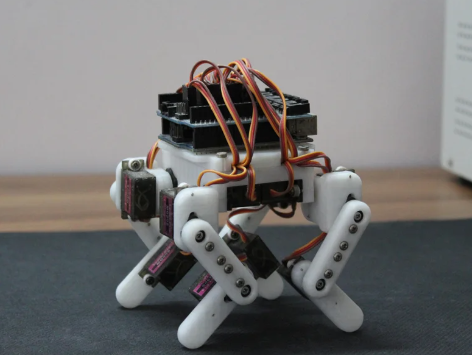 Mini Arduino Quadruped Robot