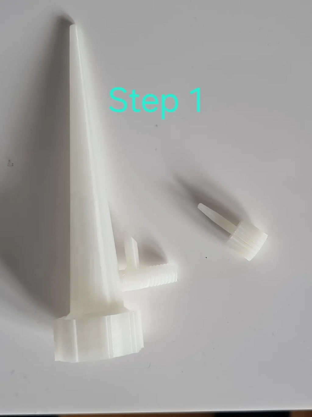Adjustable Drip Waterer PET-Bottle