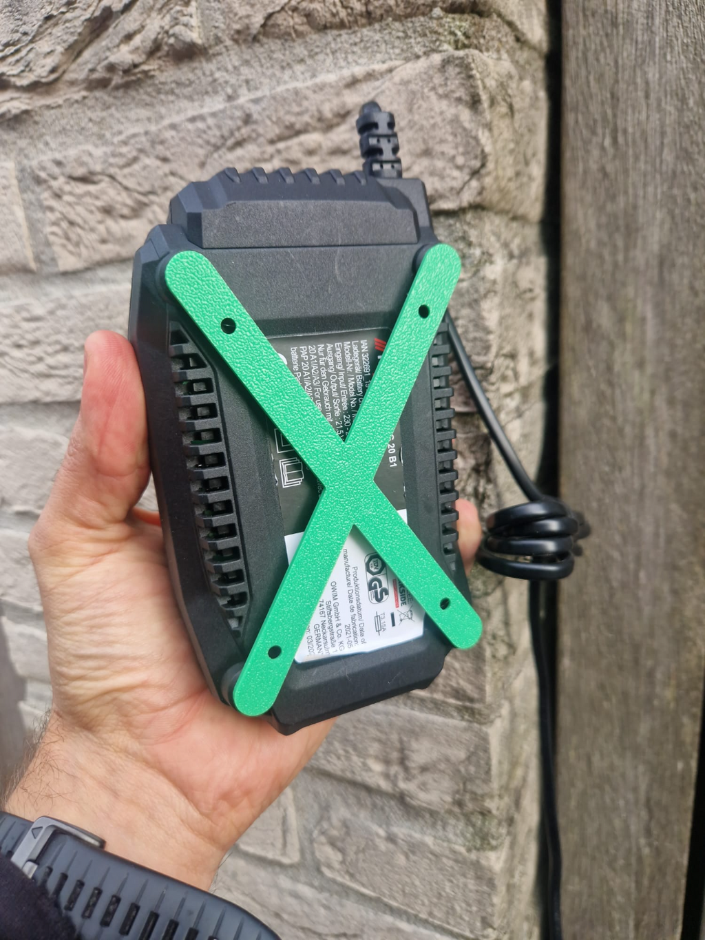 Parkside 20v 4.5A Charger Wall Mount PLG 20 B1