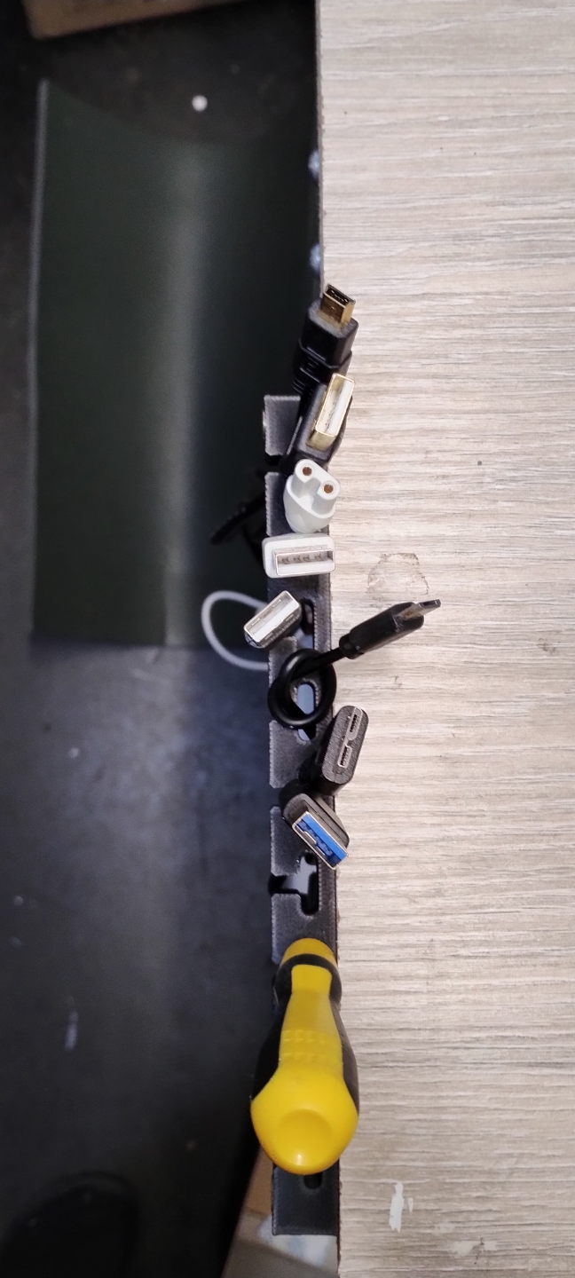 Usb cable holder