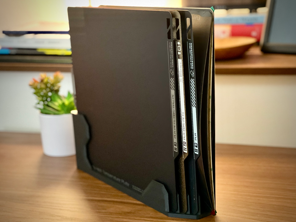 Standing Build Plate and Build Plate Sticker Sheets Holder