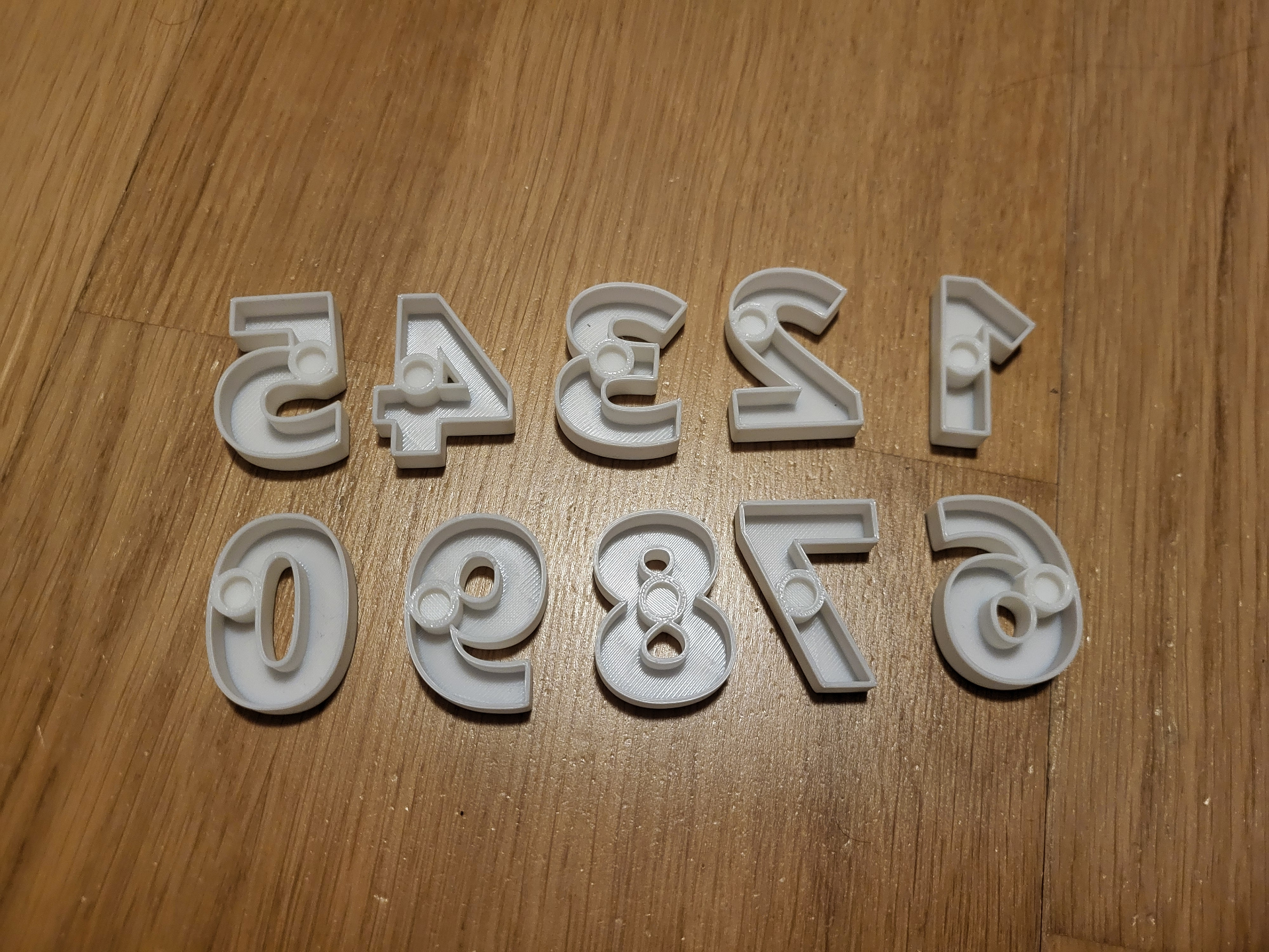 Numbers 0-9 fridge magnets with border