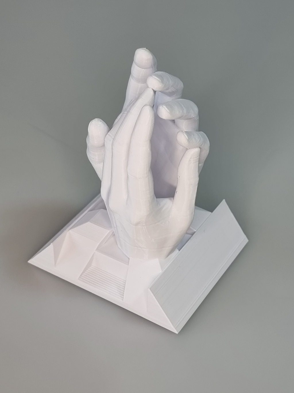 Holding hands with message