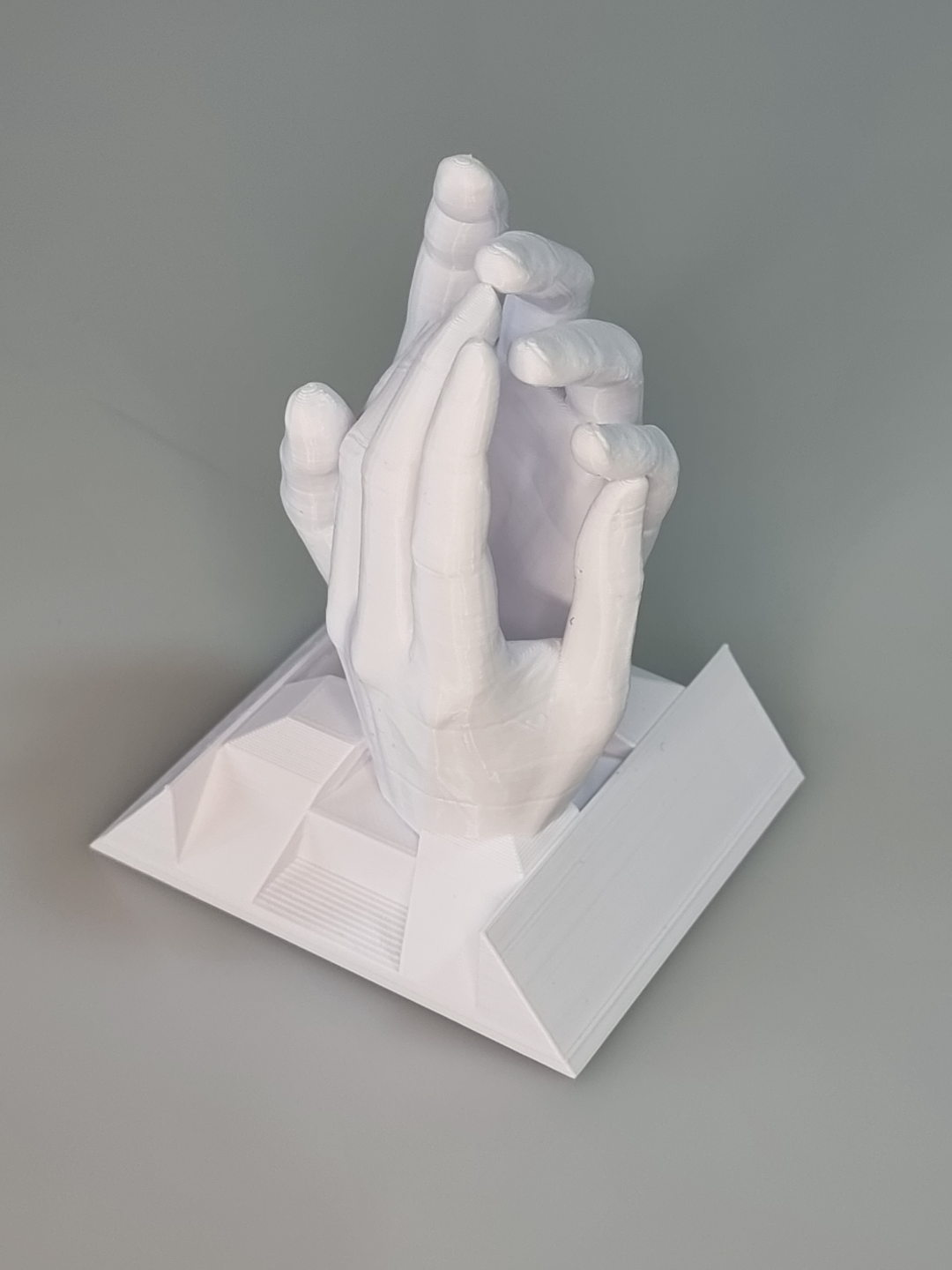 Holding hands with message