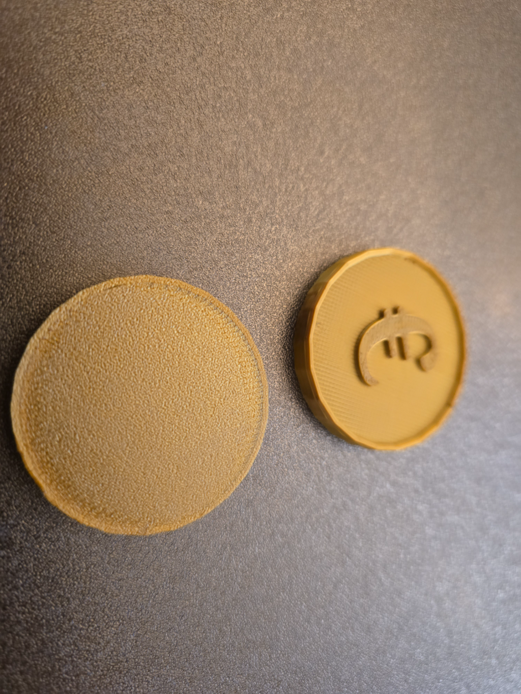 Euro Coin with NFC-Insert