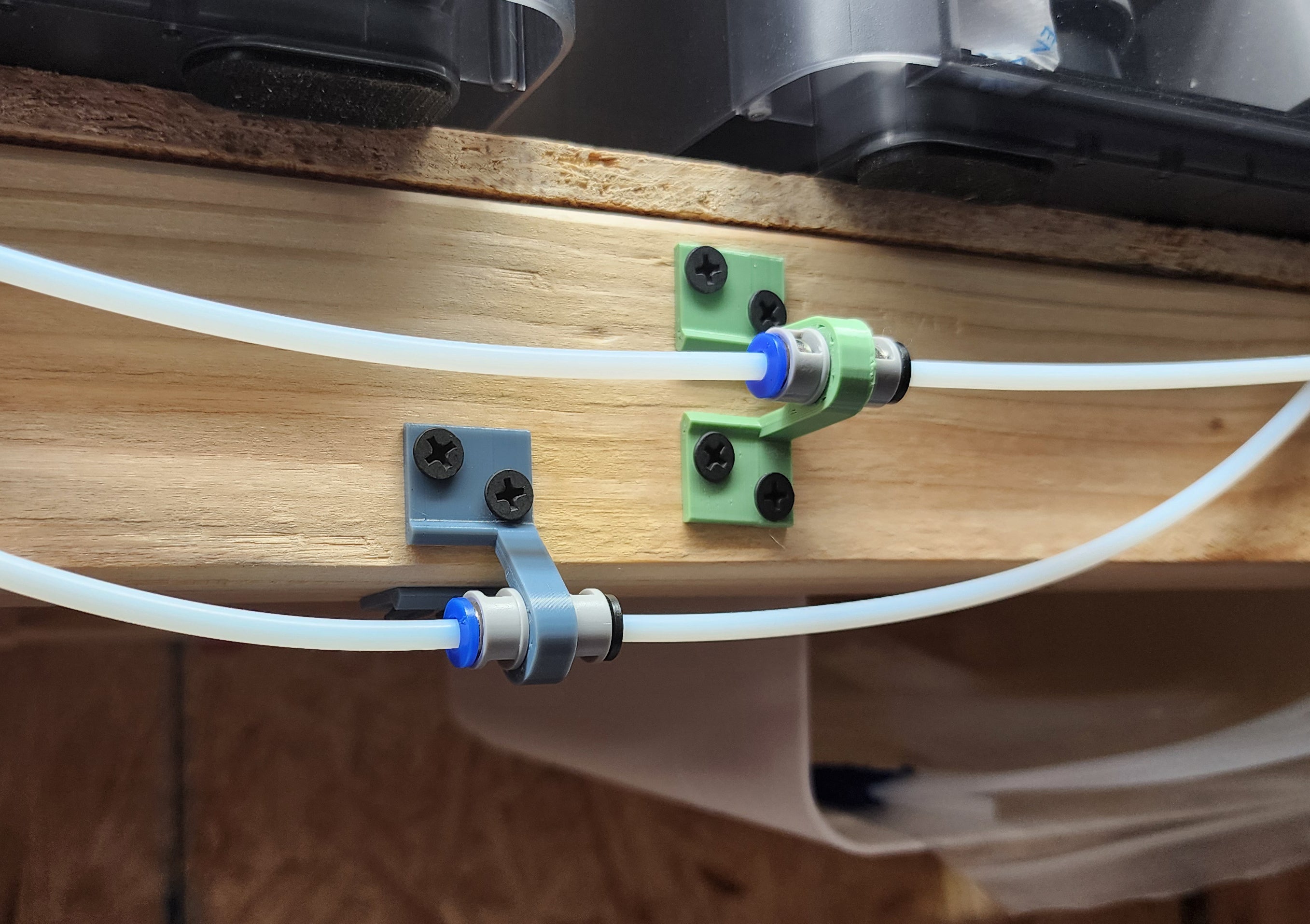 PTFE Coupler Corner & Wall Mount - No Supports