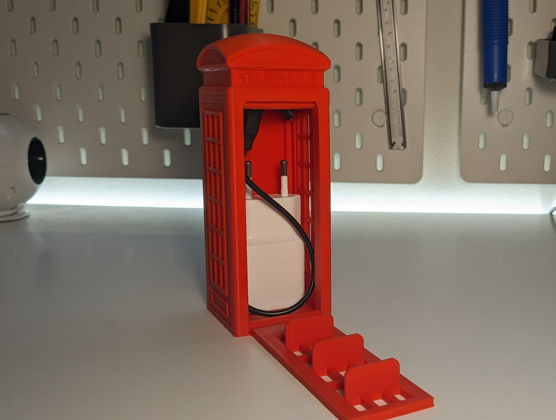 Telephone Booth Phone Stand | print-in-place model
