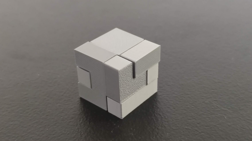 3*3*3 6-Piece Diabolical cube